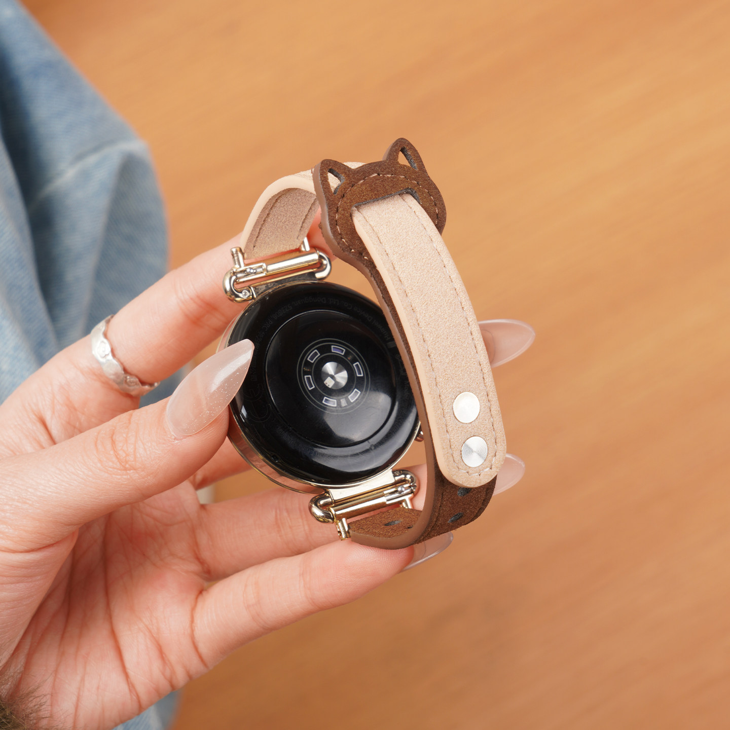 适用华为gt6女款磨砂绒面表带watchgt5女生猫咪可爱gt4智能腕表watch5新款女士手链细款高级gt5pro 42配件