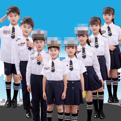 六一小海军飞行员大合唱表演服