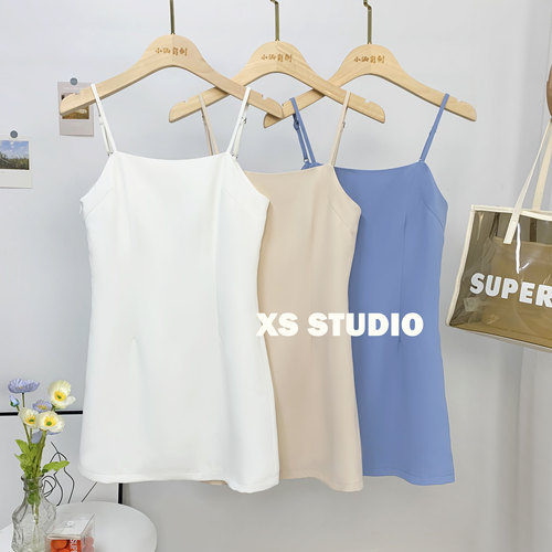 吊带连衣裙叠穿百搭显瘦