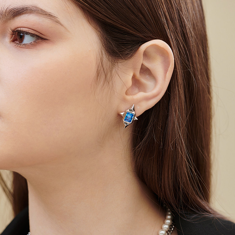 lulu chang2022设计师款 swiss blue戴上瑞士蓝系列耳钉耳饰se245