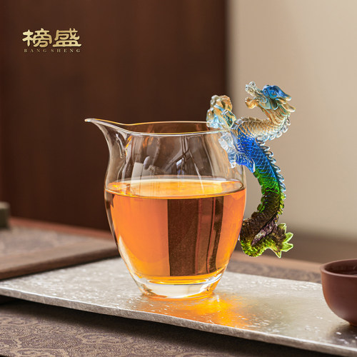 榜盛硫光彩龙纹玻璃公道杯