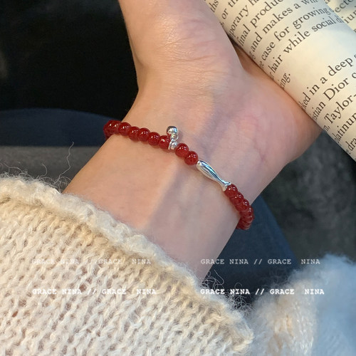 新中式红玛瑙串珠小鱼手串女