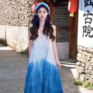 法式度假风吊带裙海边渡假扎染连衣裙女夏季云南大理复古文艺长裙