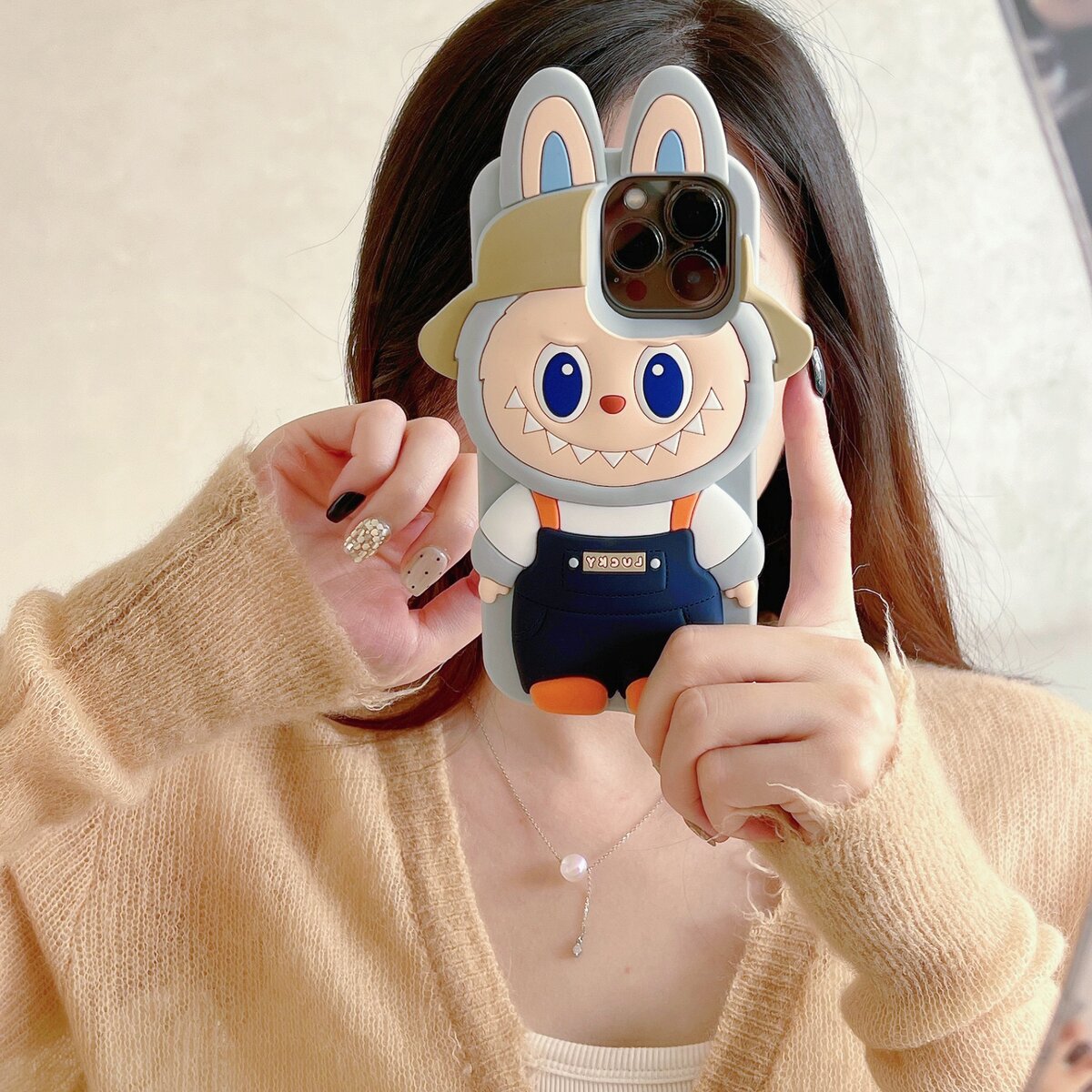 适用苹果17promax防摔灰色硅胶