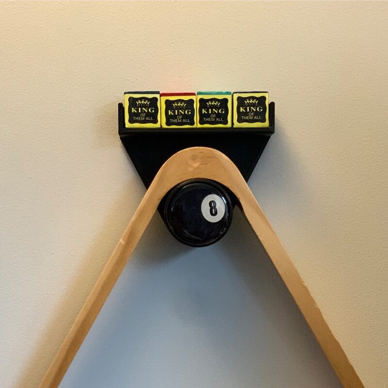 台球斯诺克桌球粉笔和三角形壁挂架悬挂摆件收纳架创意跨境新款