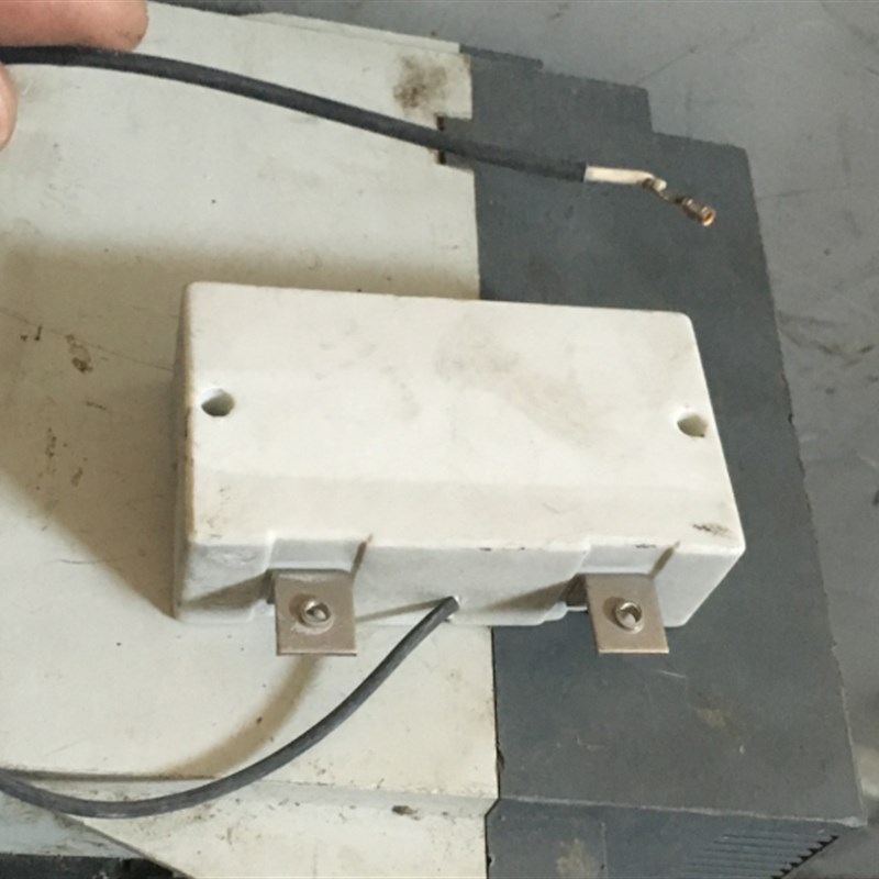 极速CA13d42H14三菱变频器30kw和7KW充电限流缓冲启动电阻60w瓦2