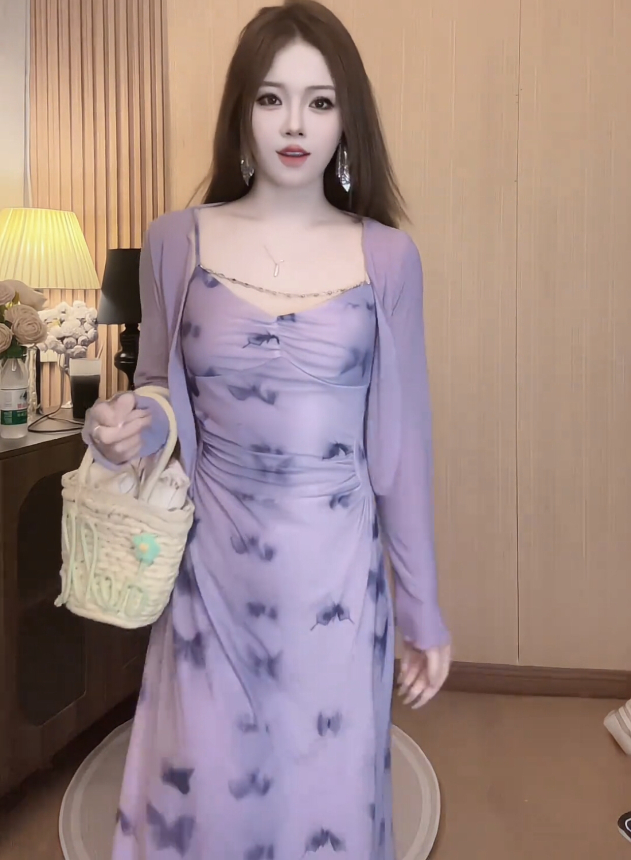 海边度假紫色吊带连衣裙搭防晒开衫女法式性感辣妹夏日绝美小裙子