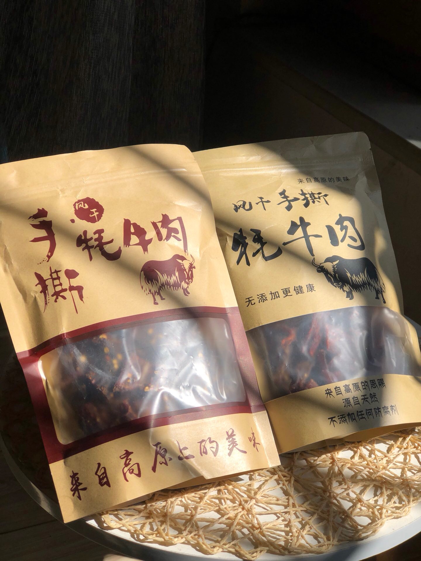 云南香格里拉 风干牛肉干 牦牛肉干 手撕牛肉干 香辣味五香味