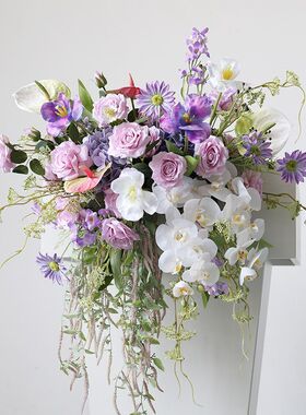高级紫讲台花束仿真花艺