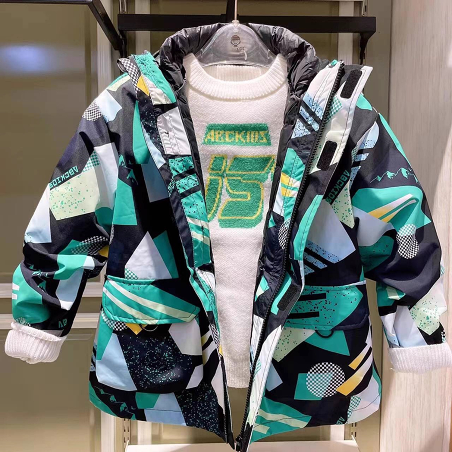 abckids童装2022冬可脱卸三合一羽绒服加绒冲锋衣外套F252310177