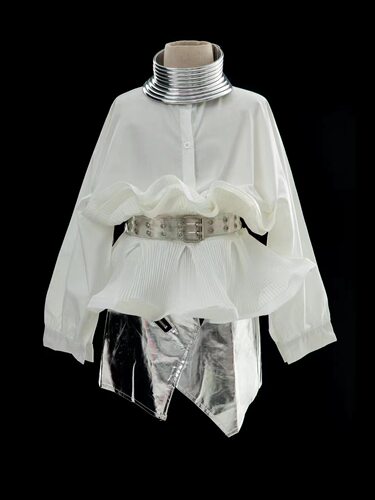 儿童朝服女童元宇宙T台秀演出服