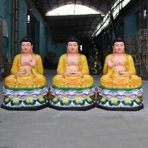 三宝寺庙释迦牟尼药师佛