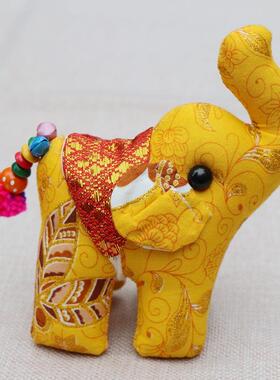 手工布艺泰国花布小象钥匙扣包包挂件云南丽江民族风饰品车挂挂饰