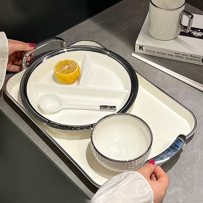 极简风一人食陶瓷套装分格盘减脂餐盘儿童早餐盘马克杯双耳碗配套