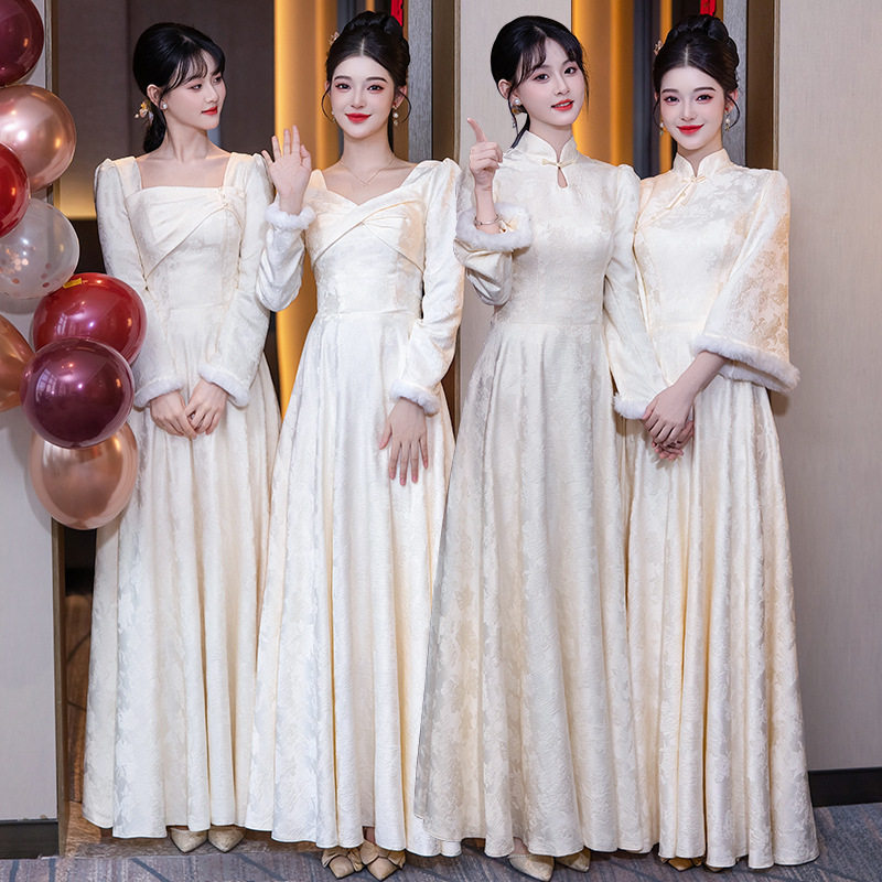 中式伴娘服春秋款2025新款高级感香槟色长袖姐妹团礼服裙平时可穿