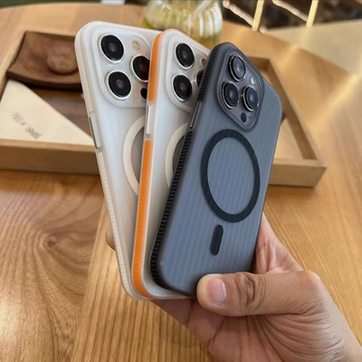 17pm磨砂肤感瓦楞散热磁吸透明壳