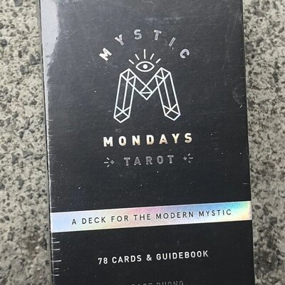 议价Mystic Mondays Tarot这是Mystic M可维修