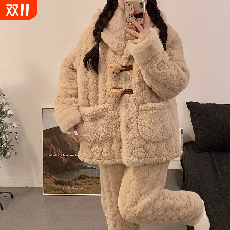 缪黛睡衣女秋冬季奶呼呼珊瑚绒三层夹棉冬天可爱小熊家居服可外穿