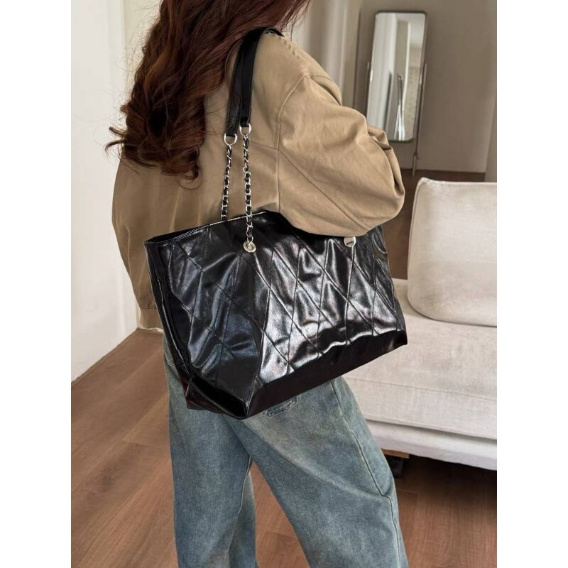 爱马女仕小香风菱格链条黑色托特包时尚百搭通勤高级感手提单肩包