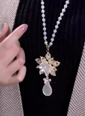 新款百搭猫眼石大气毛衣链女个性吊坠时尚长款项链衣服秋冬配饰品