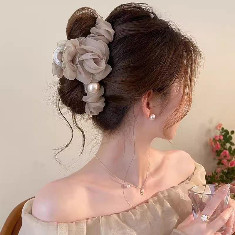 2026新款网纱珍珠花朵抓夹女高级感后脑勺盘发夹子鲨鱼夹发夹发饰