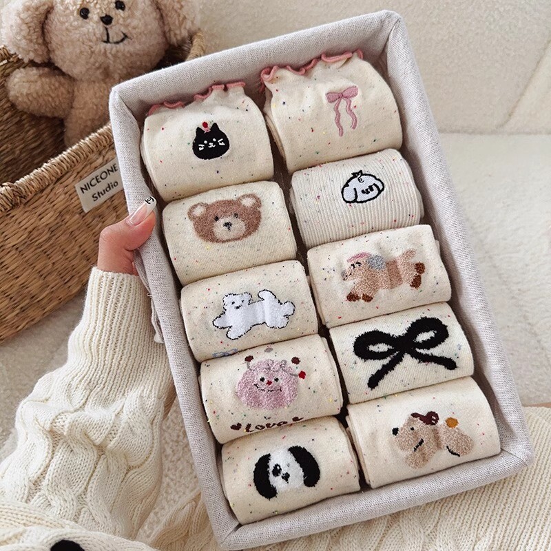 可爱卡通袜子女春秋季防臭中筒袜秋冬木耳花边长袜女士吸汗透气袜