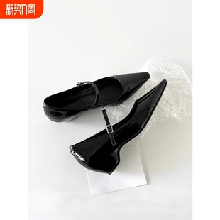 浅口通勤高跟鞋 羊皮版 尖头单鞋 气质一字扣带粗跟玛丽珍女鞋 法式