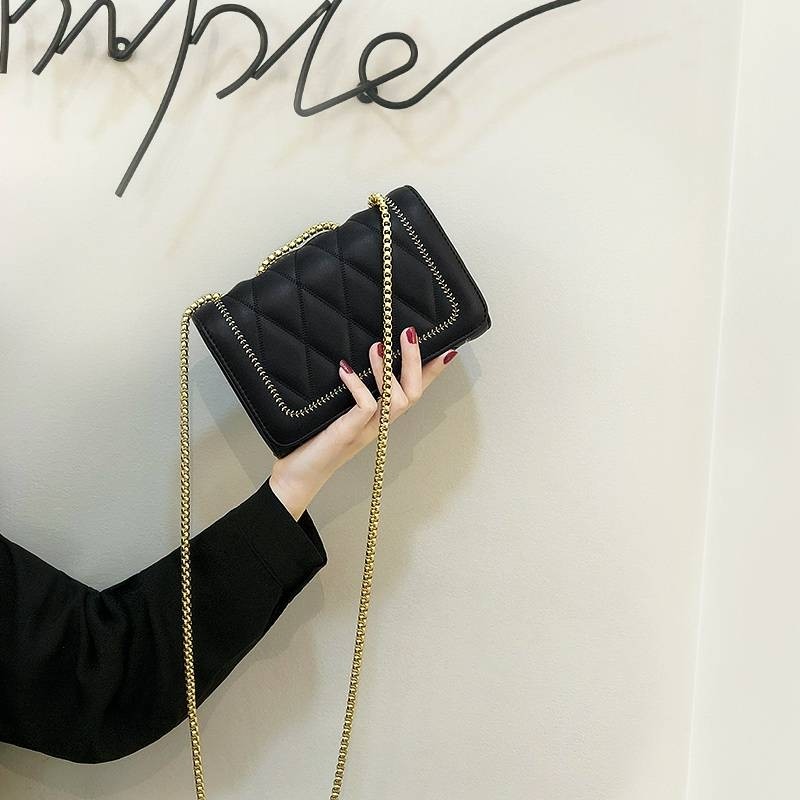 爱马女仕小众设计包包女包新款网红时尚百搭单肩斜挎包菱格链条包