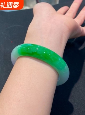 送礼必备精品玉髓手镯
