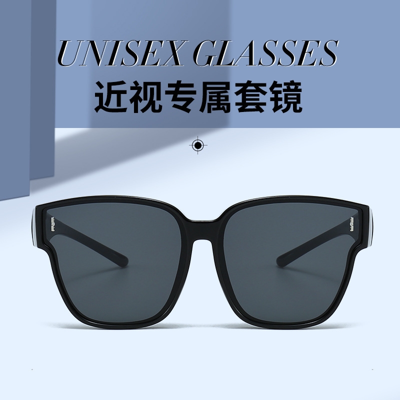 黑色墨镜一镜两用时尚近视套镜超轻防紫外线太阳眼镜开车专用墨镜