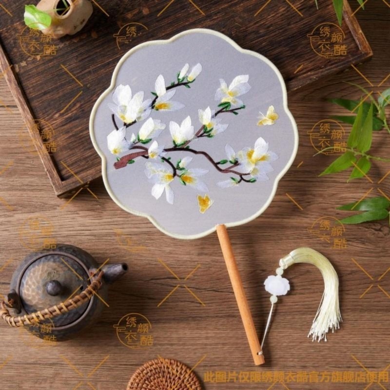 古风团扇走秀中国风圆扇子团旗袍双面绣古风扇子汉服打卡专用扇