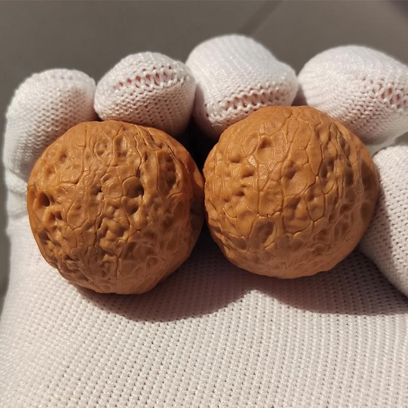 文玩铁核桃金蝉疙瘩包铁锈球天启元宝方尊野生蛇皮纹桃核手捻把件