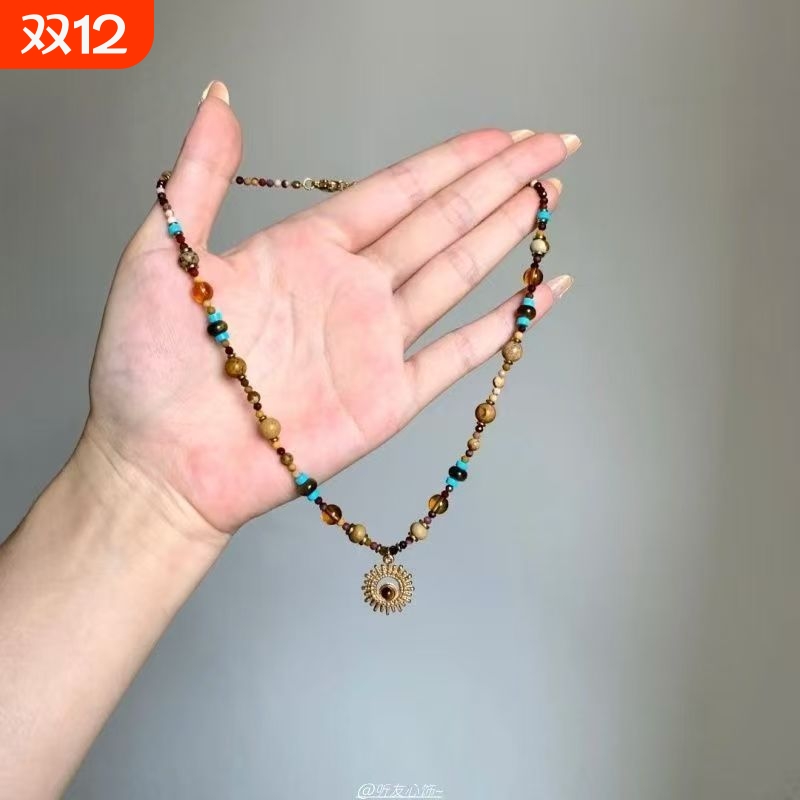 美拉德复古太阳花串珠项链高级感轻奢小众锁骨链民族风叠戴卫衣链