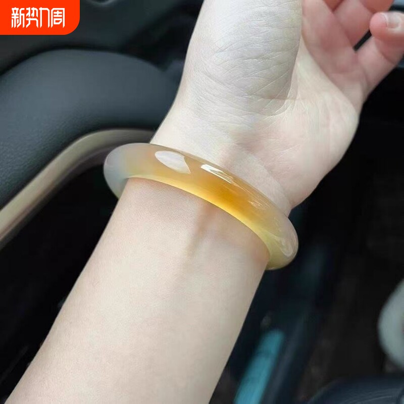 一口糖天然玛瑙手镯马料专柜同款显气质女送女友玉髓俏色镯子
