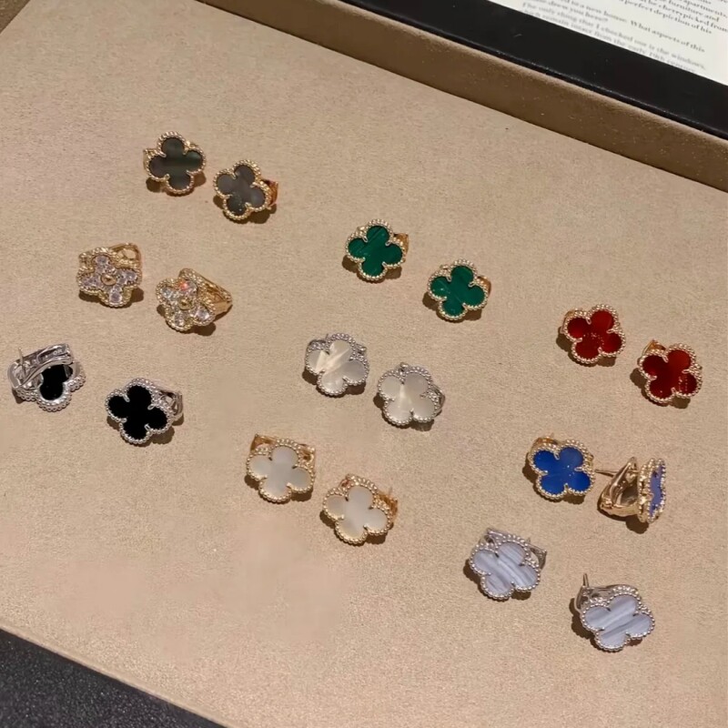 高级感四叶草耳扣镀18k玫瑰金黑玛瑙红玉髓耳环耳钉耳拍贝母气质