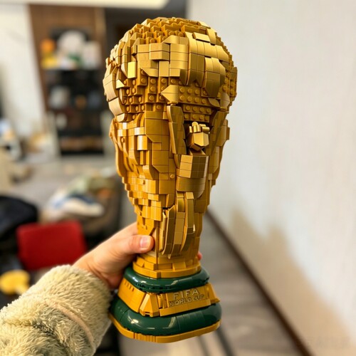 大力神杯积木国际足联世界杯模型足球奖杯球迷拼装玩具男女孩礼物