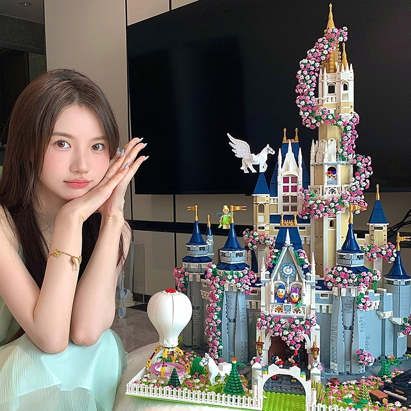 【全网热销】迪士尼城堡积木玩具
