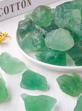 天然绿萤石原石碎石裸石吊坠原矿石香薰扩香石水晶矿物教学标本