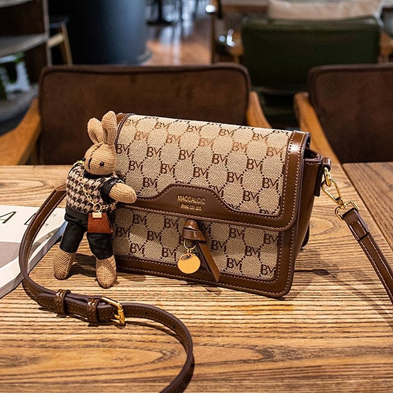 爱马女仕包包新款时尚斜挎包女小包高级质感百搭单肩包女包