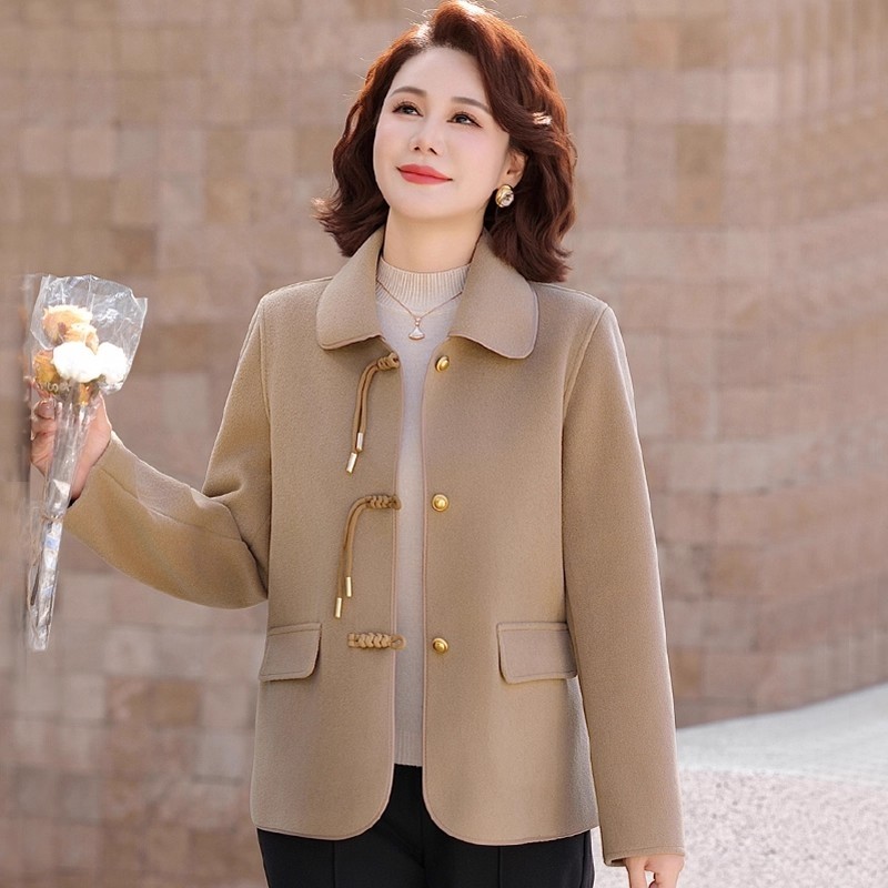 中年妈妈秋装外套2025新款50岁洋气中老年女装春秋短款双面小个