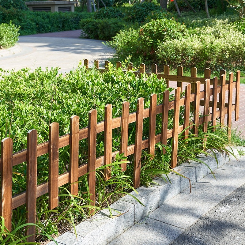 室外防腐木栅栏篱笆碳化栏杆护栏菜园菜地院子门花园围栏户外庭院