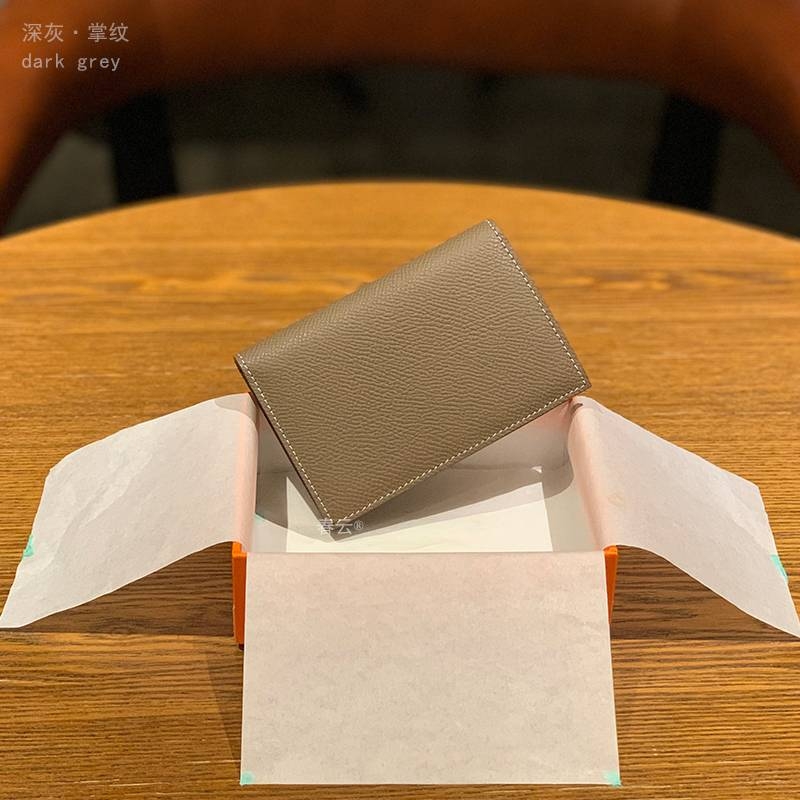 爱马女仕新款卡包女手掌纹真皮对折卡夹头层牛皮驾驶证卡套高级感