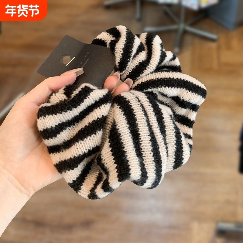 韩国东大门黑白针织撞色条纹肥肠圈秋冬温柔简约毛线扎发头绳发圈,饰品/流行首饰/时尚饰品新,发饰,淘宝优惠券,粉丝福利购,淘宝优惠卷