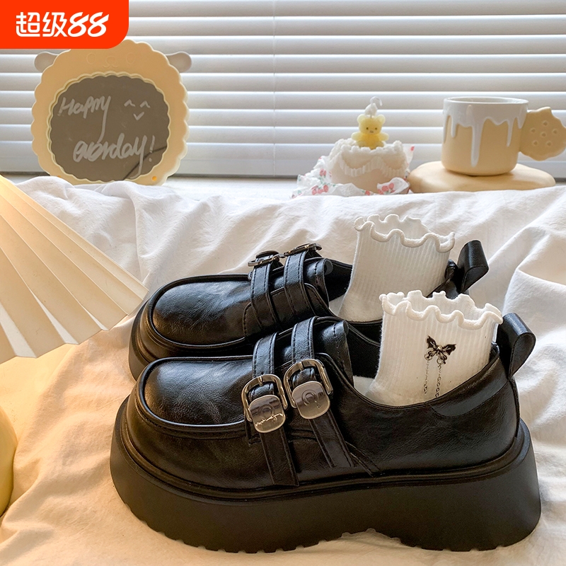英伦风黑色乐福鞋|134人收藏