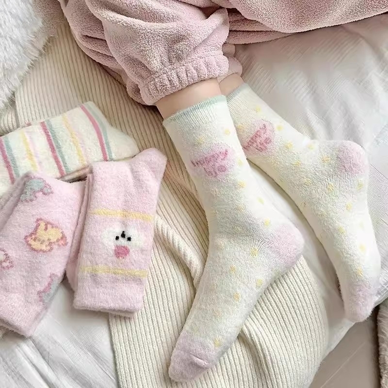 怕冷星人入！保暖袜让脚揣进暖炉