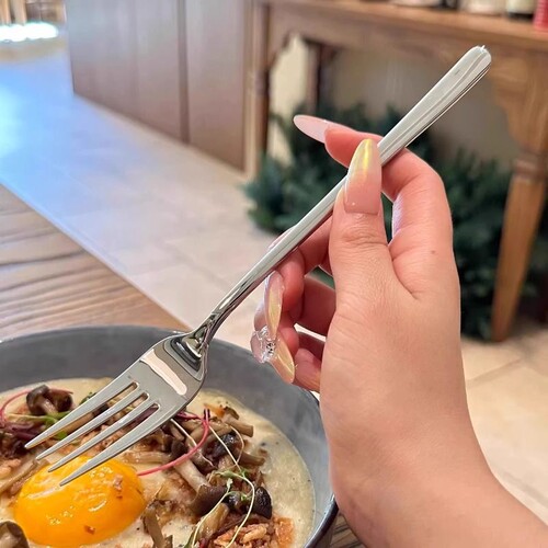 316不锈钢餐叉子牛排叉家用304成人西餐主餐叉高档酒店餐厅专用