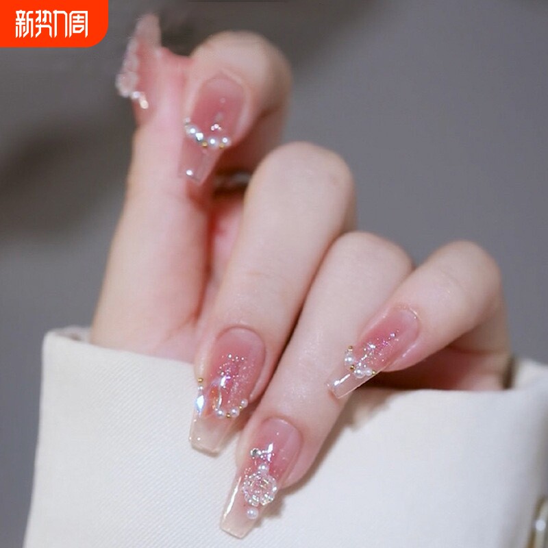 美甲穿戴甲2026新年款纯欲风山茶花指甲贴片中长梯显白蝴蝶高级感