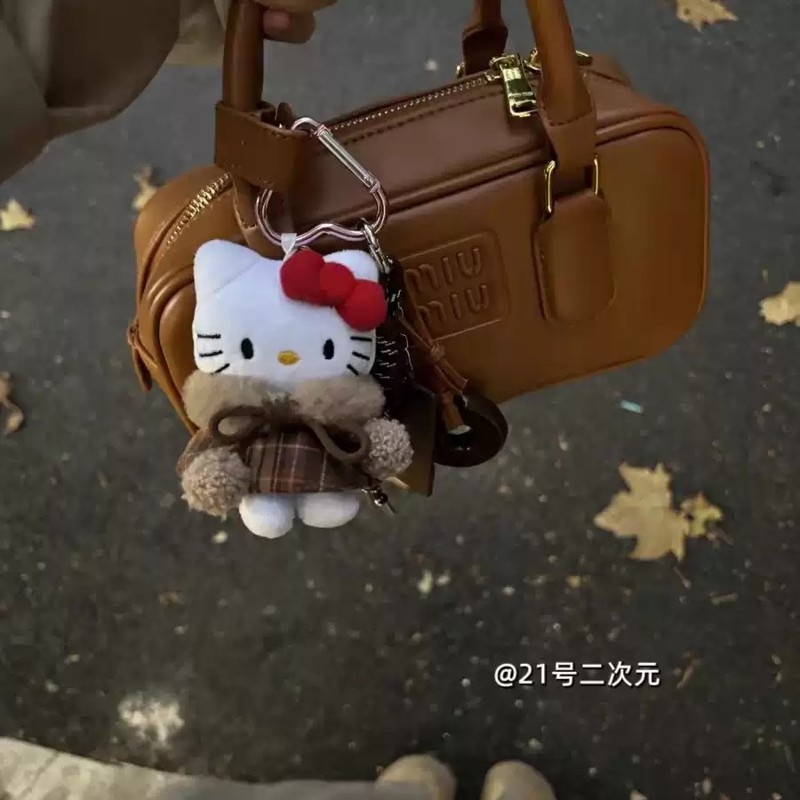 中古hellokitty挂件公仔包包挂饰斗篷凯蒂猫kt女生钥匙扣玩偶礼物