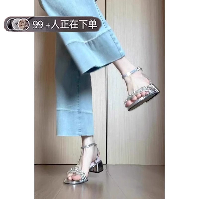 法式绝美水钻高跟粗跟凉鞋女2025新款配裙子仙女风一字带罗马扣带
