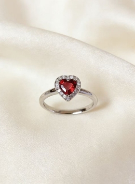 天然酒红色石榴石戒指清新设计感